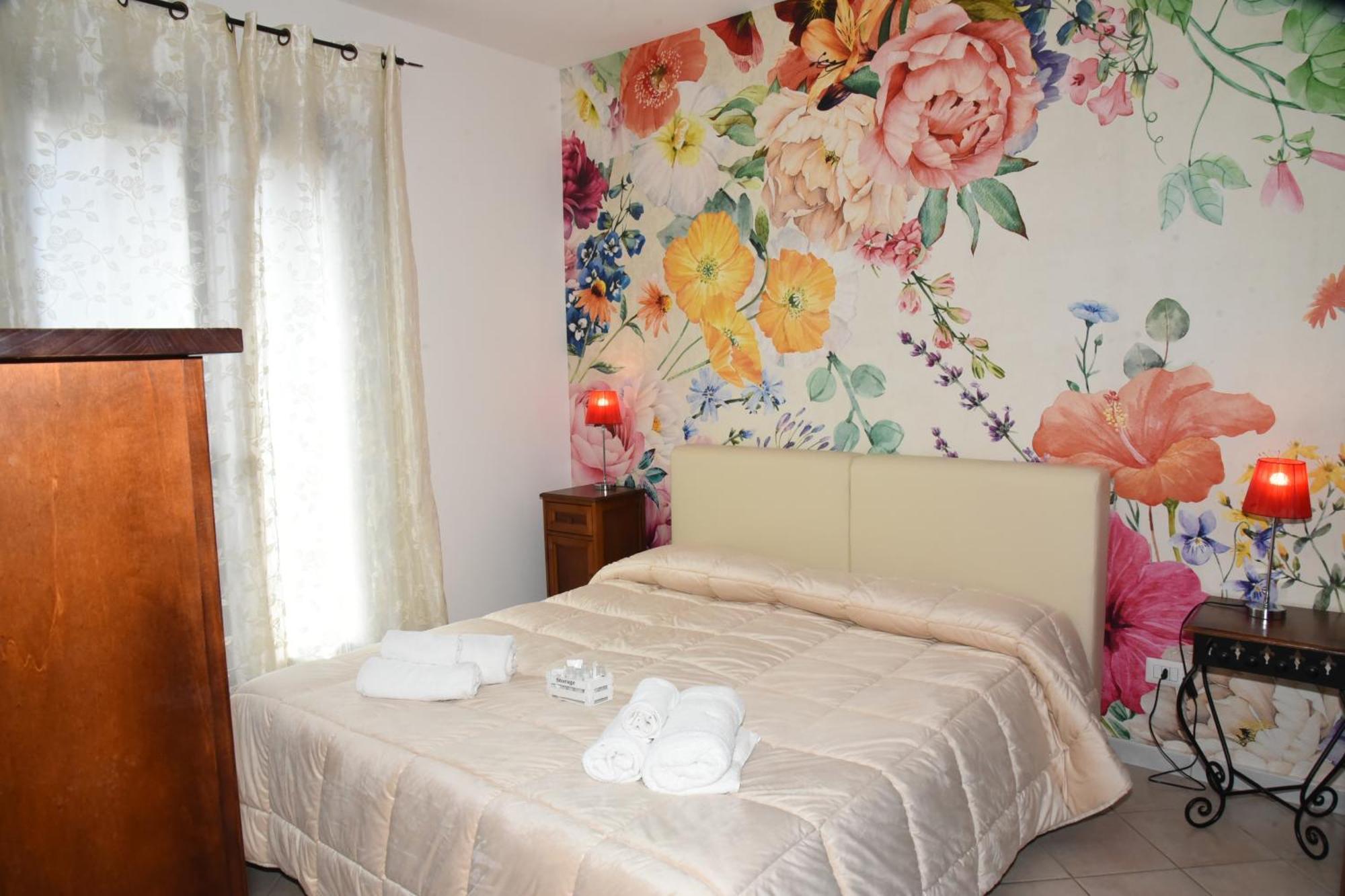 Sosta Dei Garibaldini Villa กัมโปเฟลิเช ดิ โรชเชลลา ภายนอก รูปภาพ